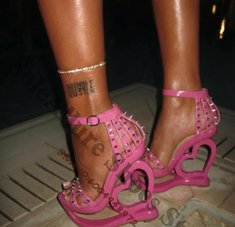 Peep Toe Heels - Sıcak Pembe Sivri Uçlu Çivili Kalp