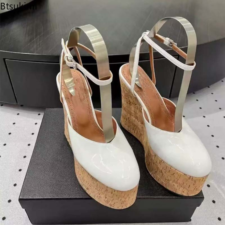 Cork Wedge Sandal - Kadın Rugan Kama Sandalet Ayak Bileği