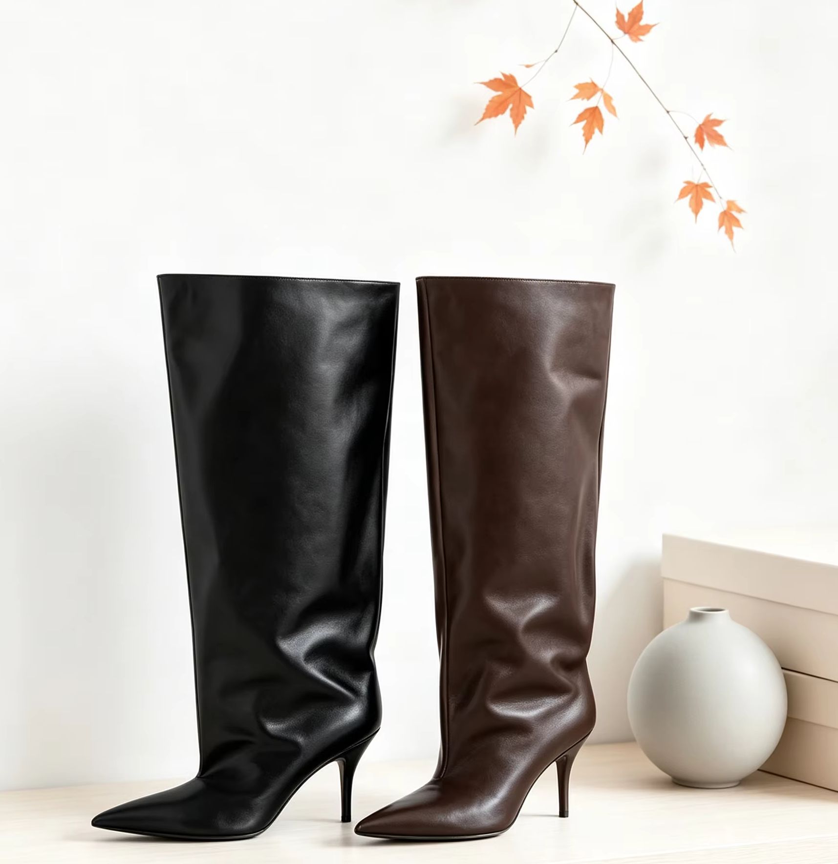 Wide Fit Heels - Geniş Manşetli Diz Üstü Çizme Sivri