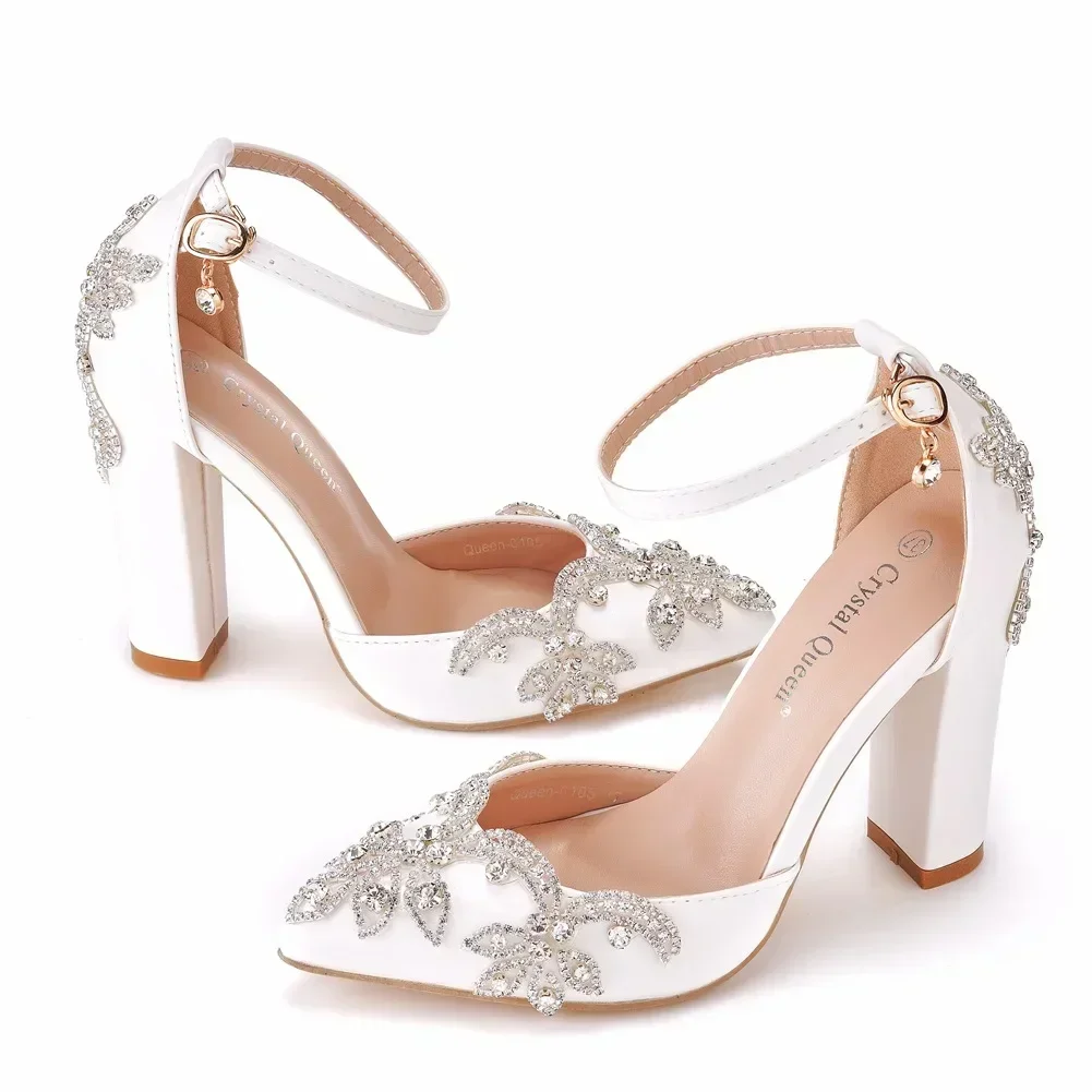 2026 Kalın Topuklu Sivri Burun - Rhinestone Sandal Women incelemesi ve fiyatı