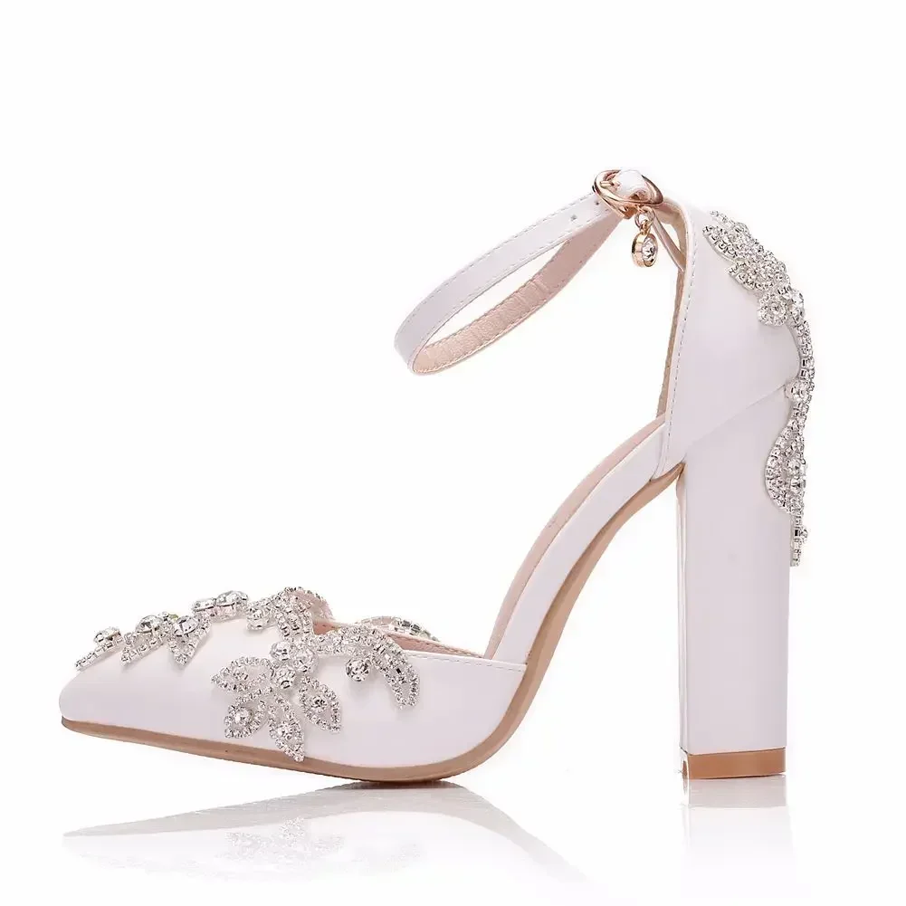 2026 Kalın Topuklu Sivri Burun - Rhinestone Sandal Women incelemesi ve fiyatı