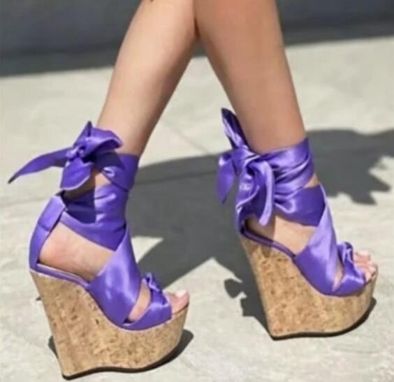 Tatlı Pembe Beyaz Ekose İpek D - Cork Wedge Sandal incelemesi ve fiyatı